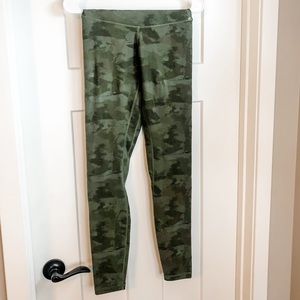 Colorfulkoala workout pants. Small. Buttery soft. No flaws, EUC. Full length